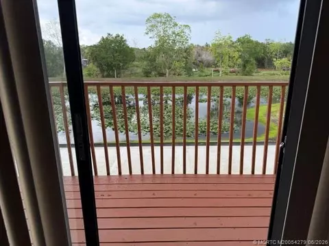 View/Area - 80 SW Blackburn Ter #3, Stuart, FL 34997 photo 3 of 5