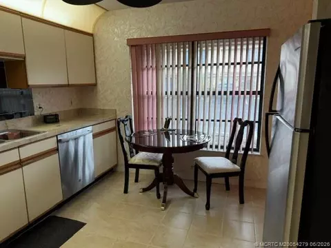 Kitchen - 80 SW Blackburn Ter #3, Stuart, FL 34997 photo 5 of 5