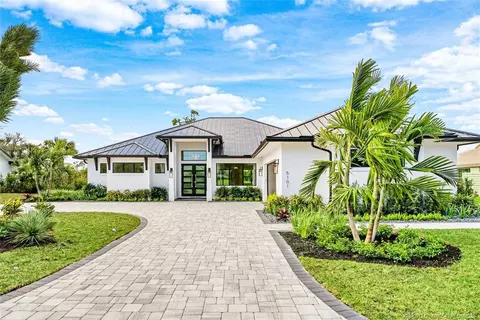 Exterior - 5101 SE Burning Tree Cir, Stuart, FL 34997 photo 1 of 14