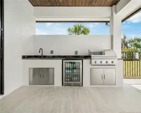 Kitchen - 5101 SE Burning Tree Cir, Stuart, FL 34997 photo 7 of 7