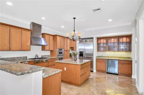 Kitchen - 3006 SE Doubleton Dr, Stuart, FL 34997 photo 4 of 4