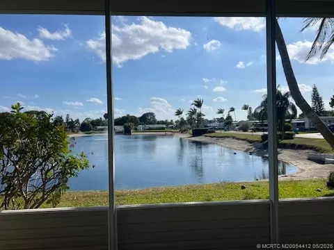 8548 Duke Ct W, Boynton Beach, FL 33436