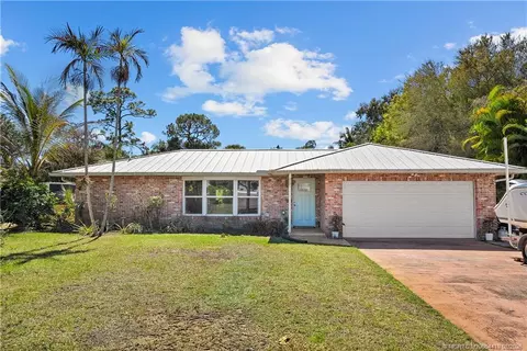 803 NW Spruce Ridge Dr, Stuart, FL 34994