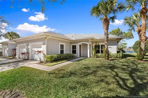 1781 S Dovetail Dr #A2, Fort Pierce, FL 34982