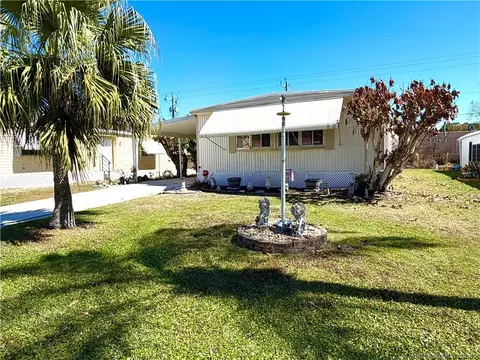 6 Santa Cruz Way, Port Saint Lucie, FL 34952
