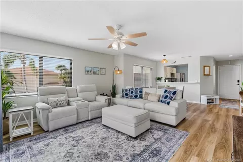6940 SE Constitution Blvd #206, Hobe Sound, FL 33455