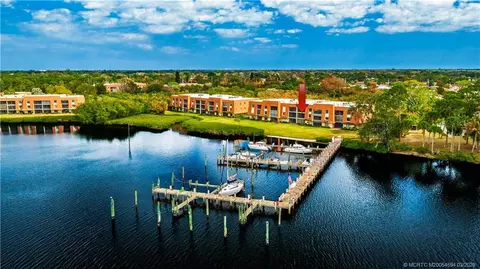 3100 SE Pruitt Rd #E-203, Port Saint Lucie, FL 34952
