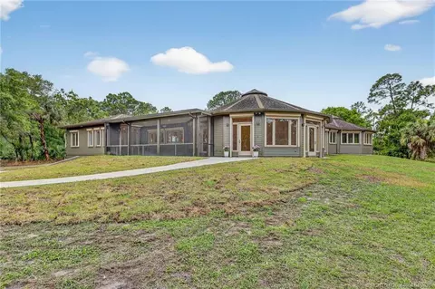 9180 SW Star Dr, Stuart, FL 34997