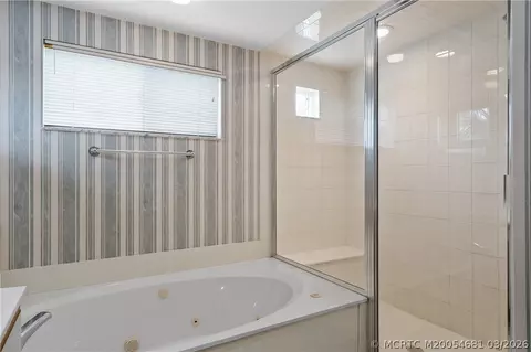 Bath - 164 NEdgewater Dr #2106, Stuart, FL 34996 photo 1 of 3