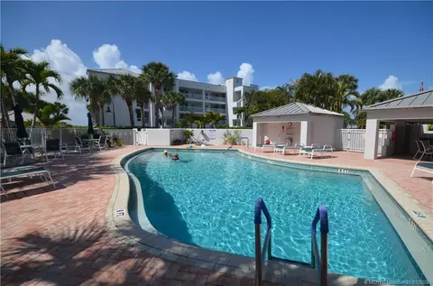 Exterior - 164 NEdgewater Dr #2106, Stuart, FL 34996 photo 5 of 7