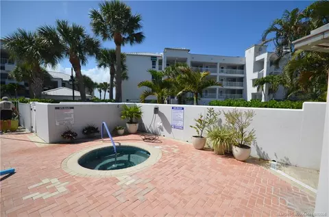 Exterior - 164 NEdgewater Dr #2106, Stuart, FL 34996 photo 6 of 7