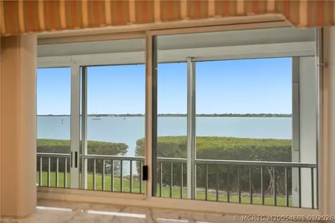 View/Area - 164 NEdgewater Dr #2106, Stuart, FL 34996 photo 3 of 4