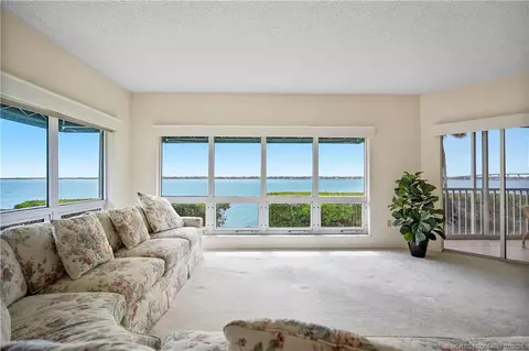 Living - 164 NEdgewater Dr #2106, Stuart, FL 34996 photo 1 of 2