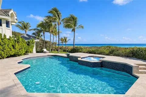 Exterior - 3066 SE Dune Dr, Stuart, FL 34996 photo 7 of 10