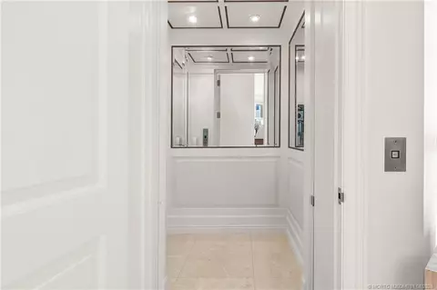 Entry Way - 3066 SE Dune Dr, Stuart, FL 34996 photo 2 of 6