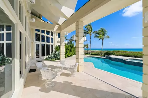 Exterior - 3066 SE Dune Dr, Stuart, FL 34996 photo 5 of 10