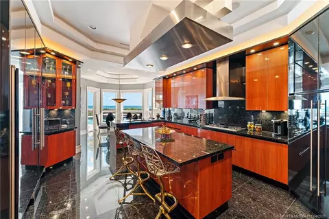 Kitchen - 3066 SE Dune Dr, Stuart, FL 34996 photo 1 of 5
