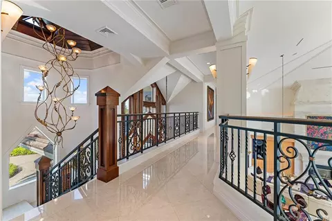 Entry Way - 3066 SE Dune Dr, Stuart, FL 34996 photo 5 of 6