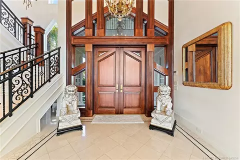 Entry Way - 3066 SE Dune Dr, Stuart, FL 34996 photo 1 of 6