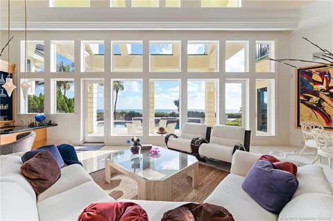 Living - 3066 SE Dune Dr, Stuart, FL 34996 photo 6 of 10