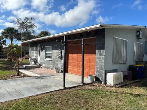 4800 SEbbtide Ave, Stuart, FL 34997 photo 2
