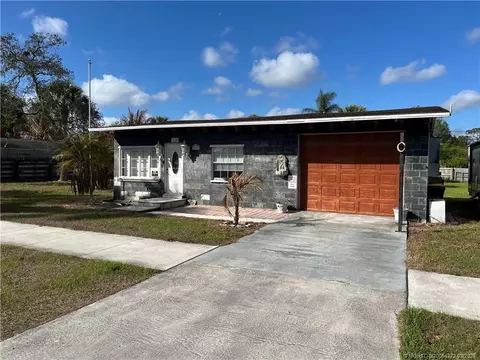 4800 SEbbtide Ave, Stuart, FL 34997 photo 3