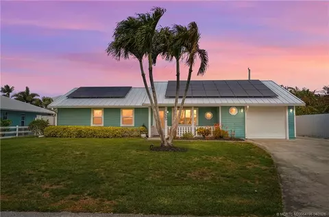 5605 SE Matousek St, Stuart, FL 34997