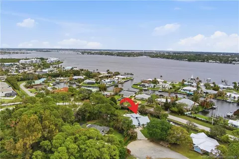 1250 SW Carl Metz Ln, Palm City, FL 34990