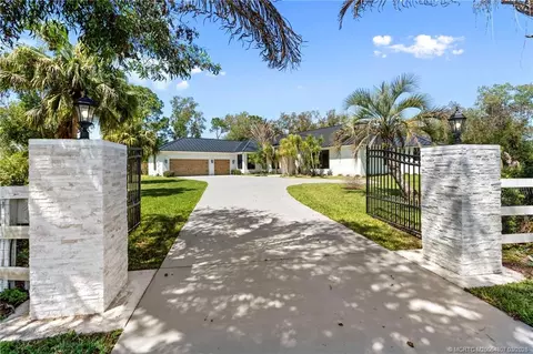 9856 SW Pueblo Ter, Palm City, FL 34990
