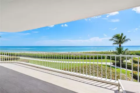 2001 SE Sailfish Point Blvd #212, Stuart, FL 34996