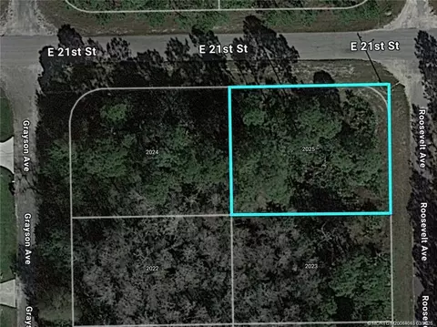 2025 Roosevelt Ave, Alva, FL 33920