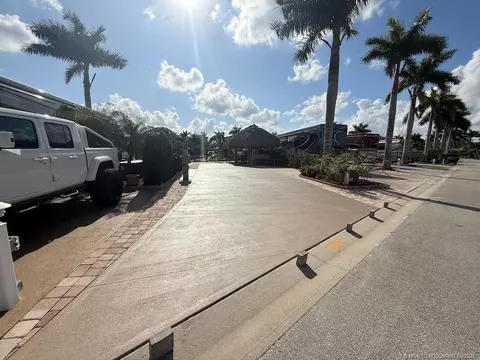209 NW Hazard Way, Port St Lucie, FL 34986