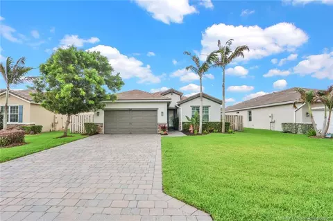 2384 SW Strawberry Ter, Palm City, FL 34990