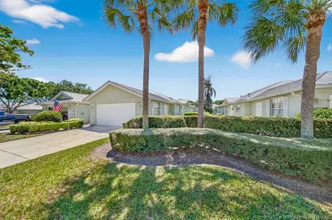 2806 SW Ridgewood Pl, Palm City, FL 34990