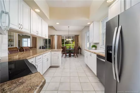 Kitchen - 1477 SW Eagleglen Pl, Stuart, FL 34997 photo 1 of 2