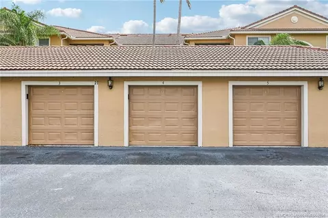 3673 NW Adriatic Ln, Jensen Beach, FL 34957