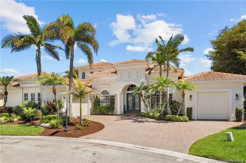 281 SW Hatteras Ct, Palm City, FL 34990