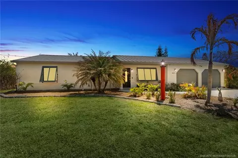 3009 SE Darien Rd, Port Saint Lucie, FL 34952