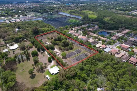 1005 SE Ponderosa Rd, Stuart, FL 34997 photo 2