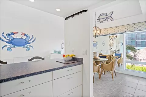 Kitchen - 245 NE Macarthur Blvd #12, Stuart, FL 34996 photo 4 of 5