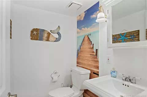 Bath - 245 NE Macarthur Blvd #12, Stuart, FL 34996 photo 5 of 5