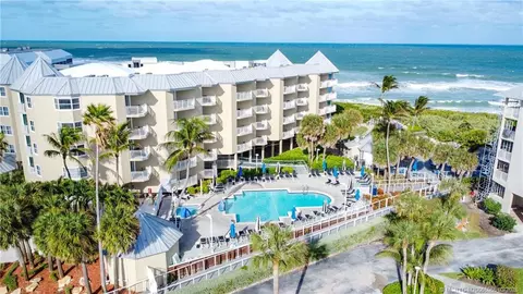 Exterior - 245 NE Macarthur Blvd #12, Stuart, FL 34996 photo 4 of 5