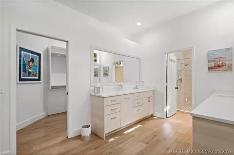 Bath - 3488 SE Doubleton Dr, Stuart, FL 34997 photo 2 of 5