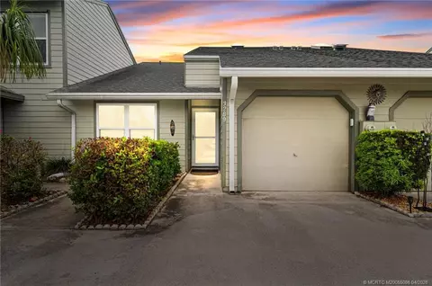 3289 NE Holly Creek Dr, Jensen Beach, FL 34957