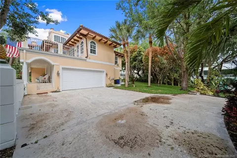 Exterior - 6 Castle Hill Way, Stuart, FL 34996 photo 19 of 22