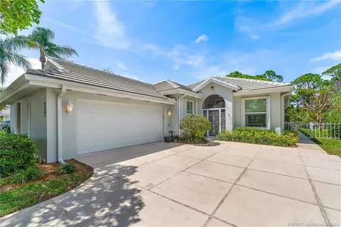 5263 SE Sweetbrier Ter, Hobe Sound, FL 33455