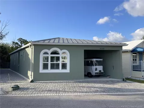 2005 Nettles Blvd, Jensen Beach, FL 34957