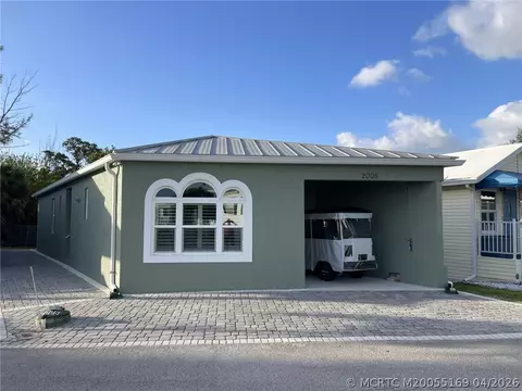 2005 Nettles Blvd, Jensen Beach, FL 34957