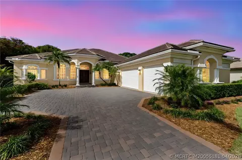 511 SW Squire Johns Ln, Palm City, FL 34990