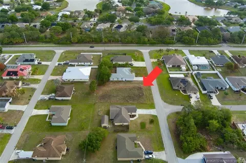 417 SW Prater Ave, Port St Lucie, FL 34953